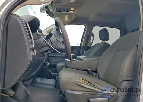 2017 Ram 2500 St z USA, uszkodzony, nr VIN 3C6UR5HL3HG758237